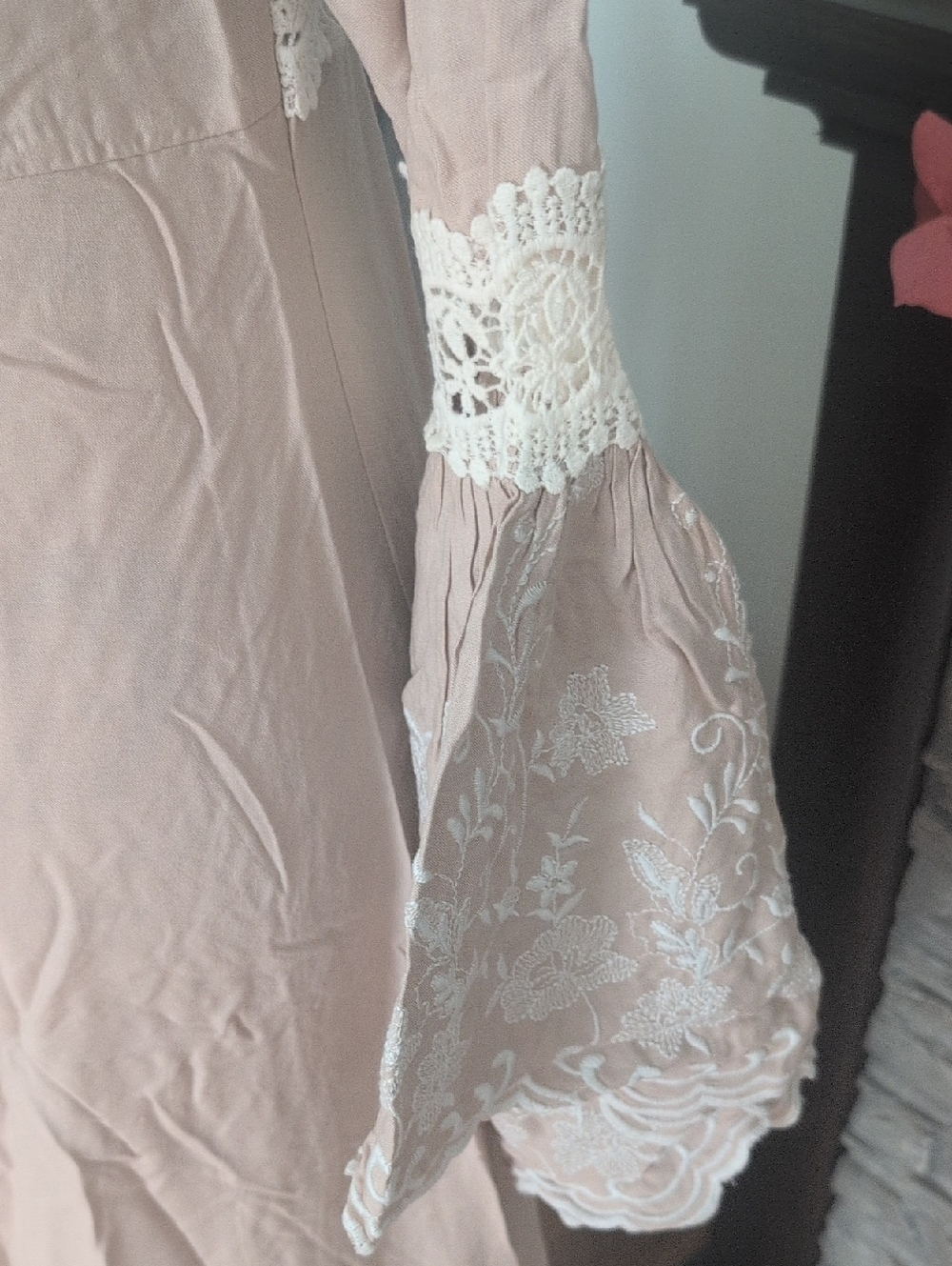 Gorgeous Venus Blush Duster🪷. - Picture 13 of 16